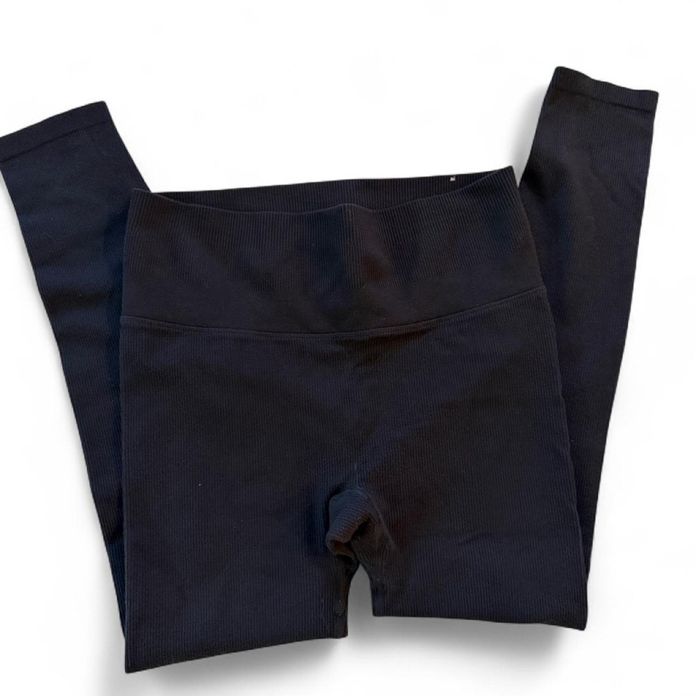 Black ribbed leggings with fold over waistband - Picture 2 of 2